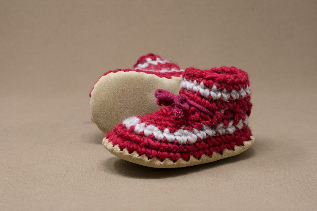 NWT Padraig hot Cottage Baby Slippers